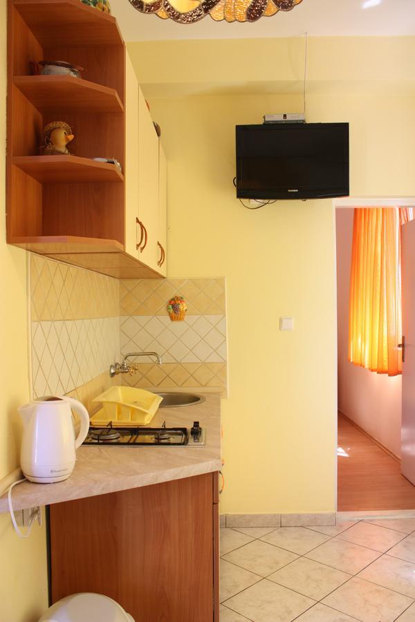 Apartments Kaja Паг Екстериор снимка